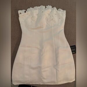 Lulu's White Lace-Trimmed Strapless Dress